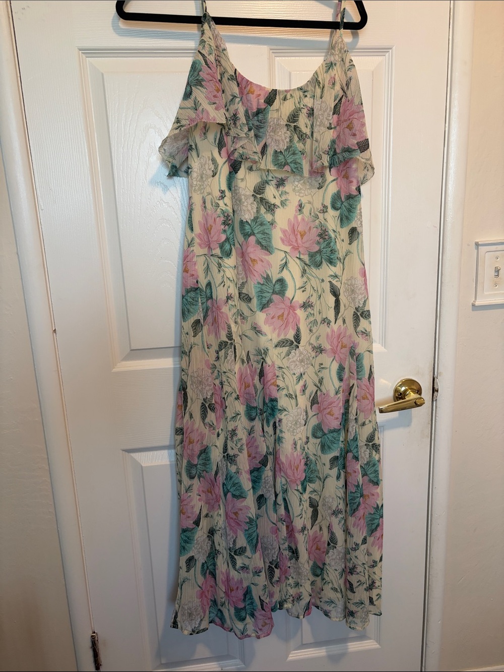 Floral Ruffle Maxi Dress in Cream and Pink